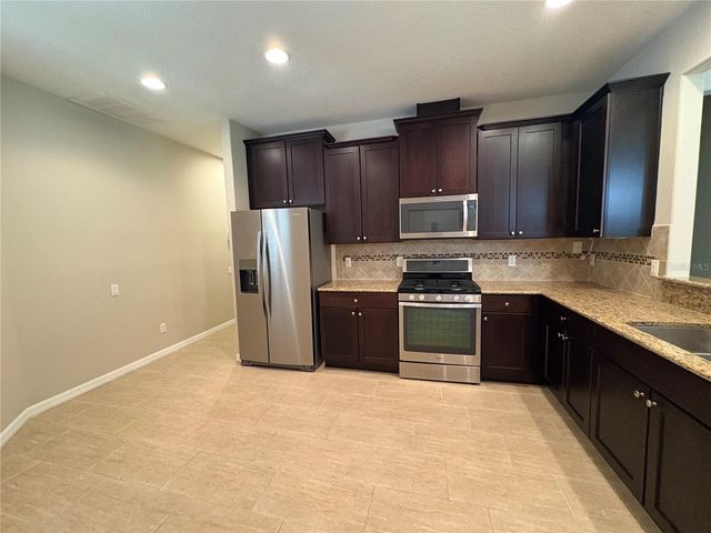116 LA CRESTA COURT, Davenport, FL 33837