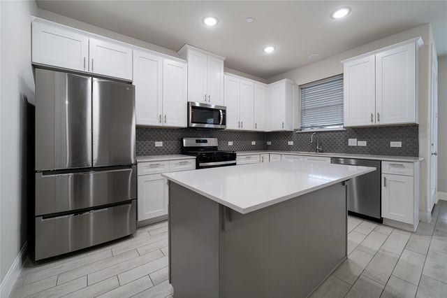 1719 Lisa Court, Allen, TX 75002