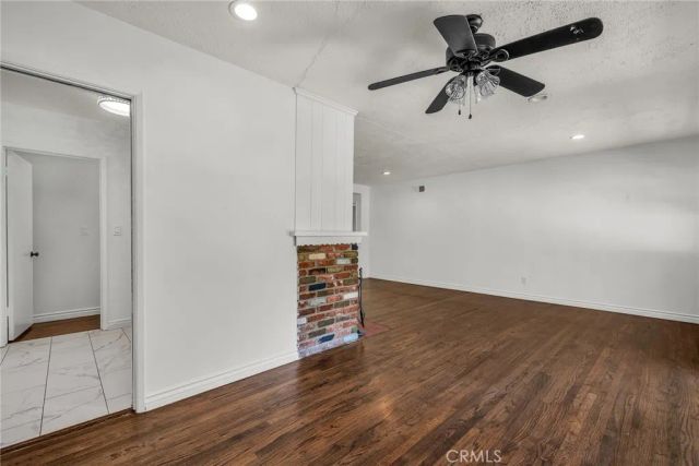 6139 Tampa Avenue, Tarzana, CA 91356