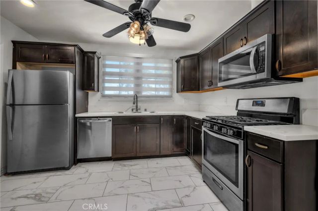 6139 Tampa Avenue, Tarzana, CA 91356