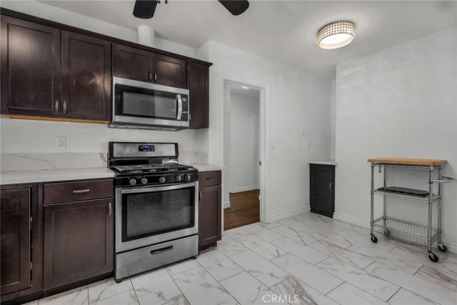 6139 Tampa Avenue, Tarzana, CA 91356