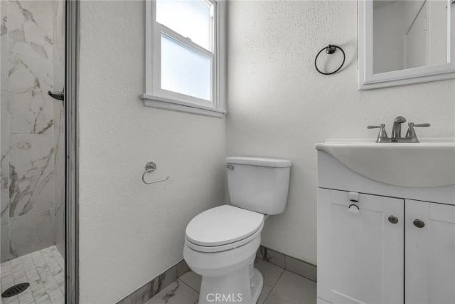 6139 Tampa Avenue, Tarzana, CA 91356