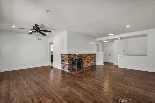 6139 Tampa Avenue, Tarzana, CA 91356