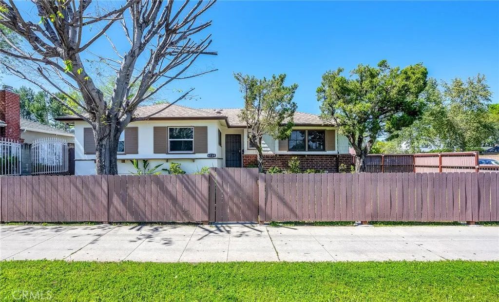 6139 Tampa Avenue, Tarzana, CA 91356