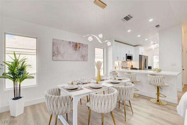 2142 High Mesa Drive, Henderson, NV 89012