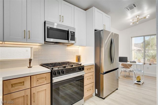 2142 High Mesa Drive, Henderson, NV 89012