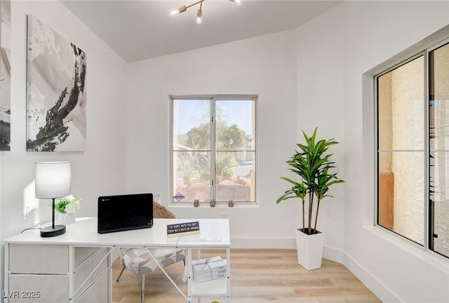 2142 High Mesa Drive, Henderson, NV 89012