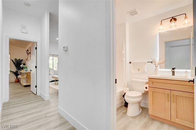 2142 High Mesa Drive, Henderson, NV 89012