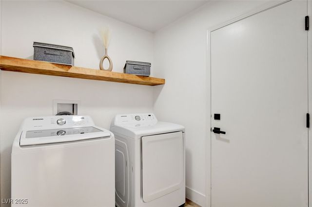 2142 High Mesa Drive, Henderson, NV 89012