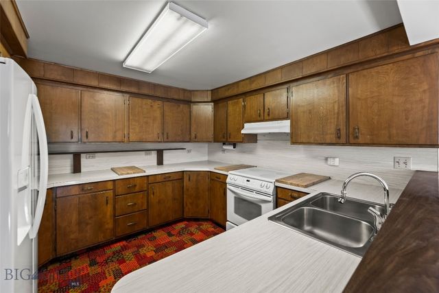 200 E Armitage, Ennis, MT 59729