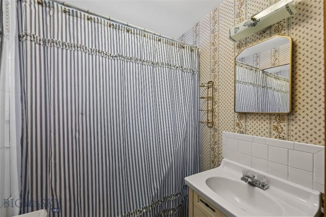 200 E Armitage, Ennis, MT 59729