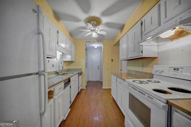 46 Forrest Place, Sandy Springs, GA 30328