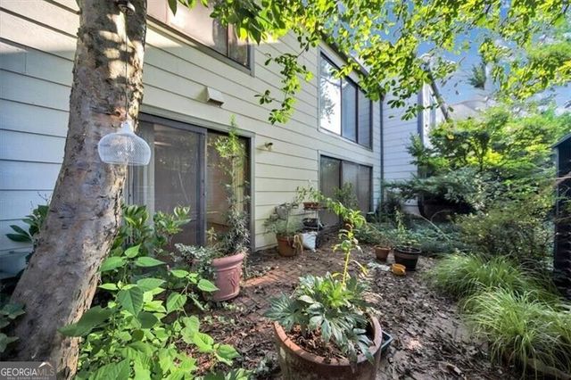 46 Forrest Place, Sandy Springs, GA 30328