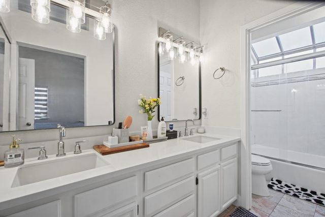 2211 Oakland Avenue, Pleasanton, CA 94588