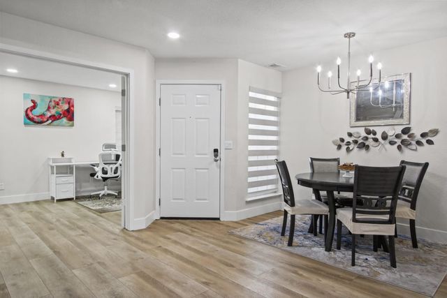 2211 Oakland Avenue, Pleasanton, CA 94588