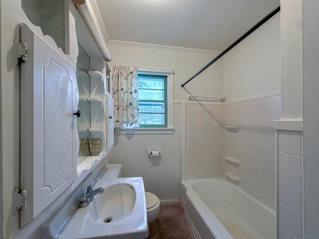 615 Peterson Rd, Kilgore, TX 75662