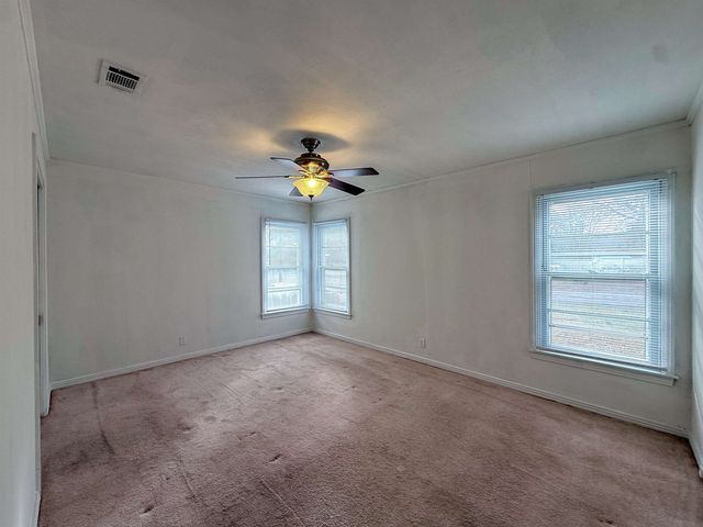 615 Peterson Rd, Kilgore, TX 75662