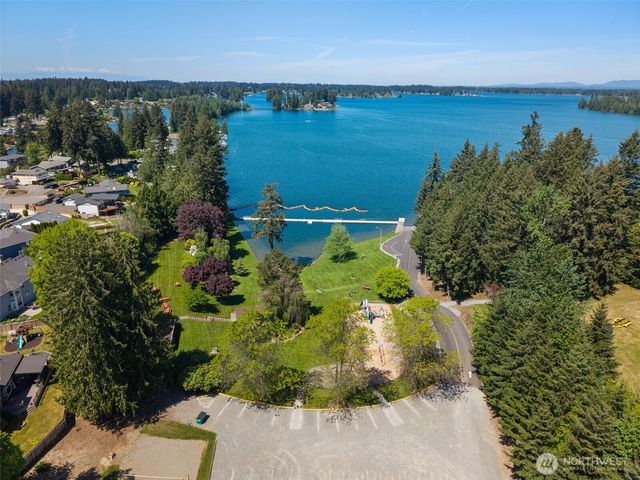 4823 W Tapps Dr E, Lake Tapps, WA 98391