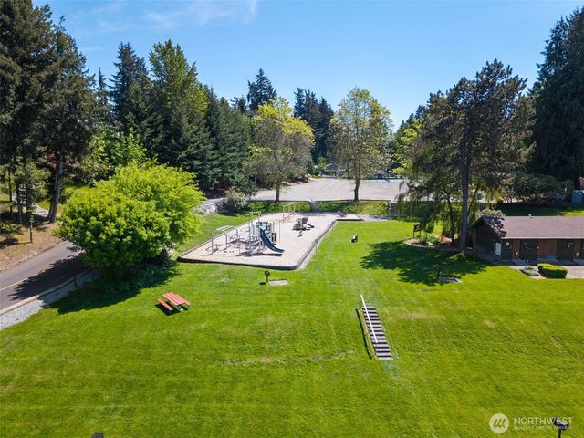 4823 W Tapps Dr E, Lake Tapps, WA 98391