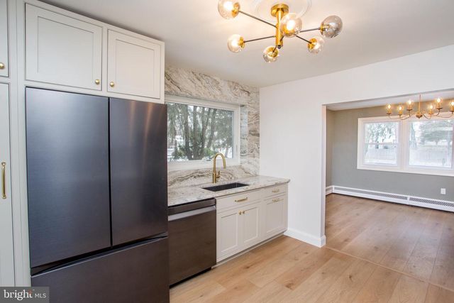 527 LEXINGTON AVE, Chalfont, PA 18914