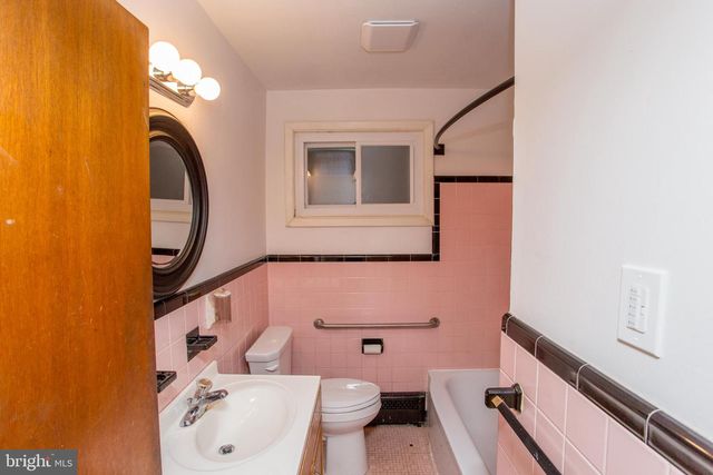 527 LEXINGTON AVE, Chalfont, PA 18914