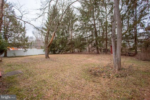 527 LEXINGTON AVE, Chalfont, PA 18914