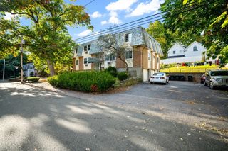 29 Oconnell Ave, Quincy, MA 02169