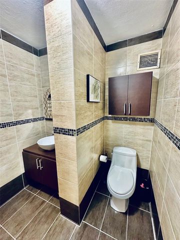 C Rosario ROSARIO 601, San Juan, PR 00912