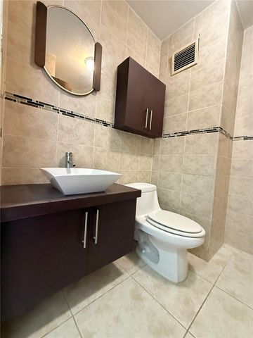 C Rosario ROSARIO 601, San Juan, PR 00912