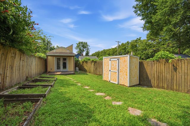 822 Douglas Ave, Nashville, TN 37206