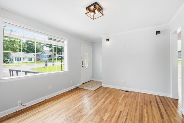 822 Douglas Ave, Nashville, TN 37206