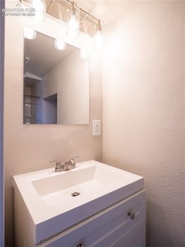 1901 E Routt Avenue, Pueblo, CO 81004