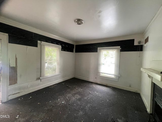 904 Stokes Street, Burlington, NC 27215