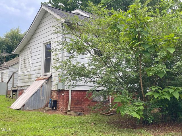 904 Stokes Street, Burlington, NC 27215