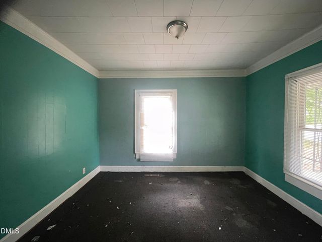 904 Stokes Street, Burlington, NC 27215