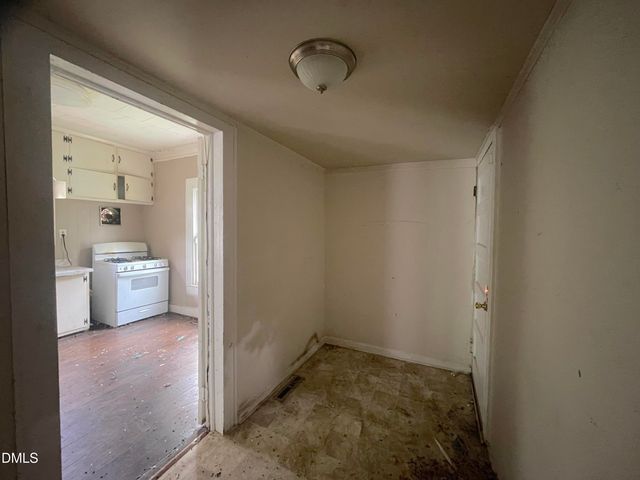 904 Stokes Street, Burlington, NC 27215