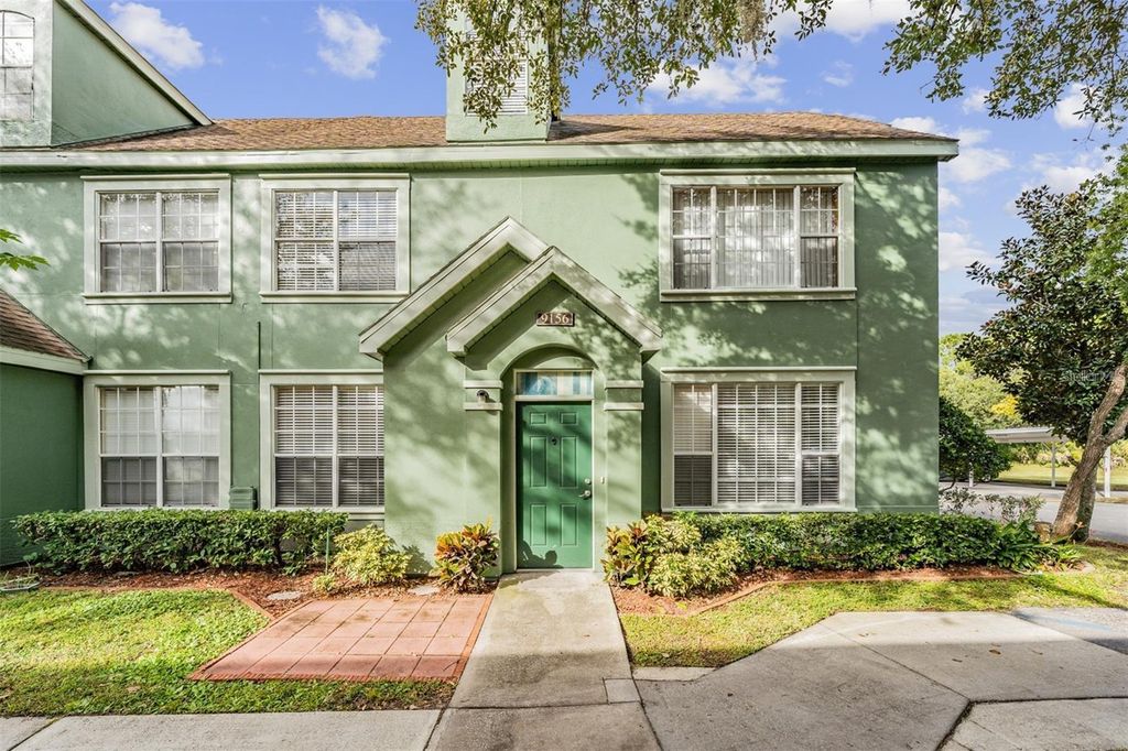 9156 LAKE CHASE ISLAND WAY 9156, Tampa, FL 33626