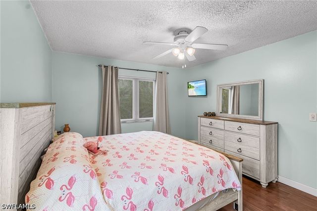 4870 Hawthorn Woods WAY, Naples, FL 34116