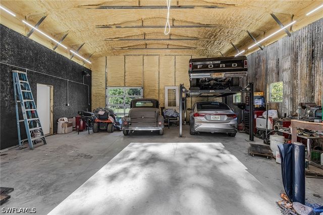 4870 Hawthorn Woods WAY, Naples, FL 34116