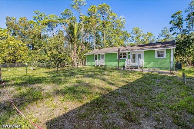 4870 Hawthorn Woods WAY, Naples, FL 34116