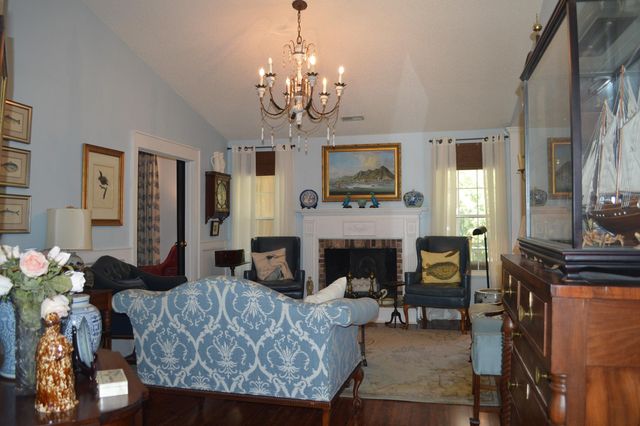 622 Bluebird Ln., Murrells Inlet, SC 29576