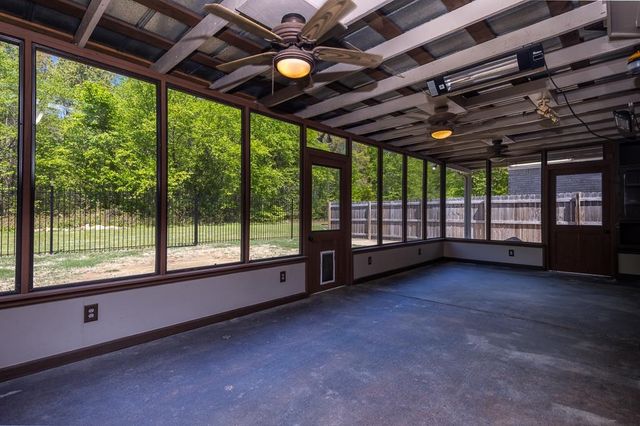 8046 JILLS CREEK DR, Bartlett, TN 38133