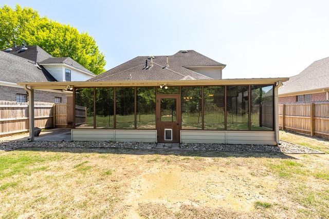 8046 JILLS CREEK DR, Bartlett, TN 38133