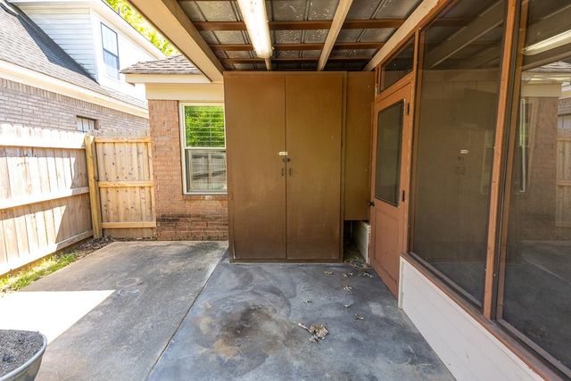 8046 JILLS CREEK DR, Bartlett, TN 38133