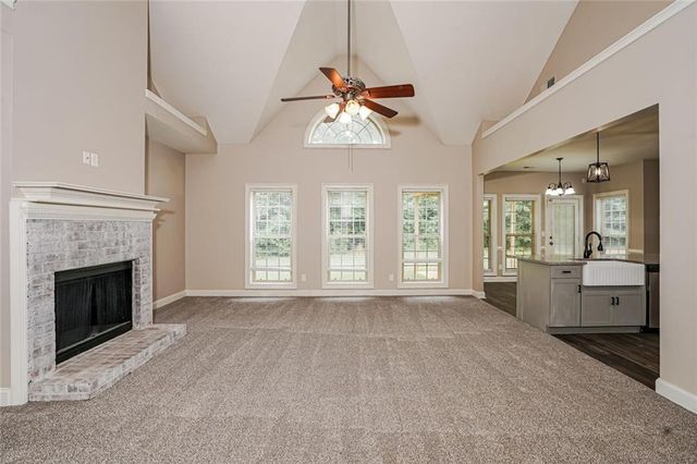 256 Suffolk Way, Mcdonough, GA 30252
