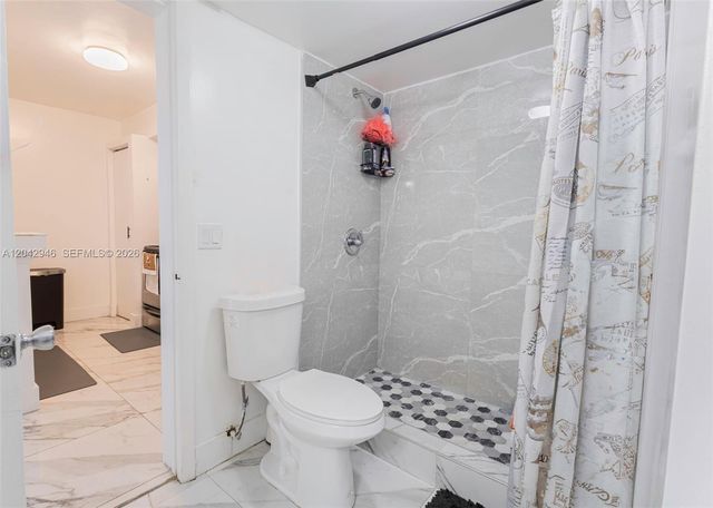 15241 SW 80th St 207, Miami, FL 33193