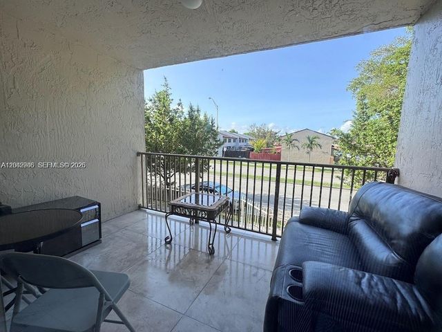 15241 SW 80th St 207, Miami, FL 33193