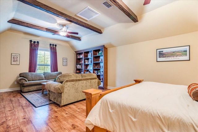 530 Woodland DR, Driftwood, TX 78619