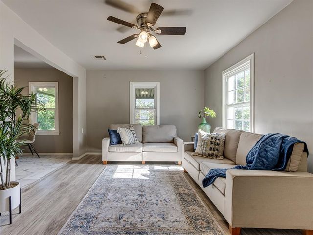 511 N Key Boulevard, Midwest City, OK 73110