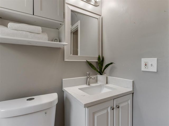 511 N Key Boulevard, Midwest City, OK 73110